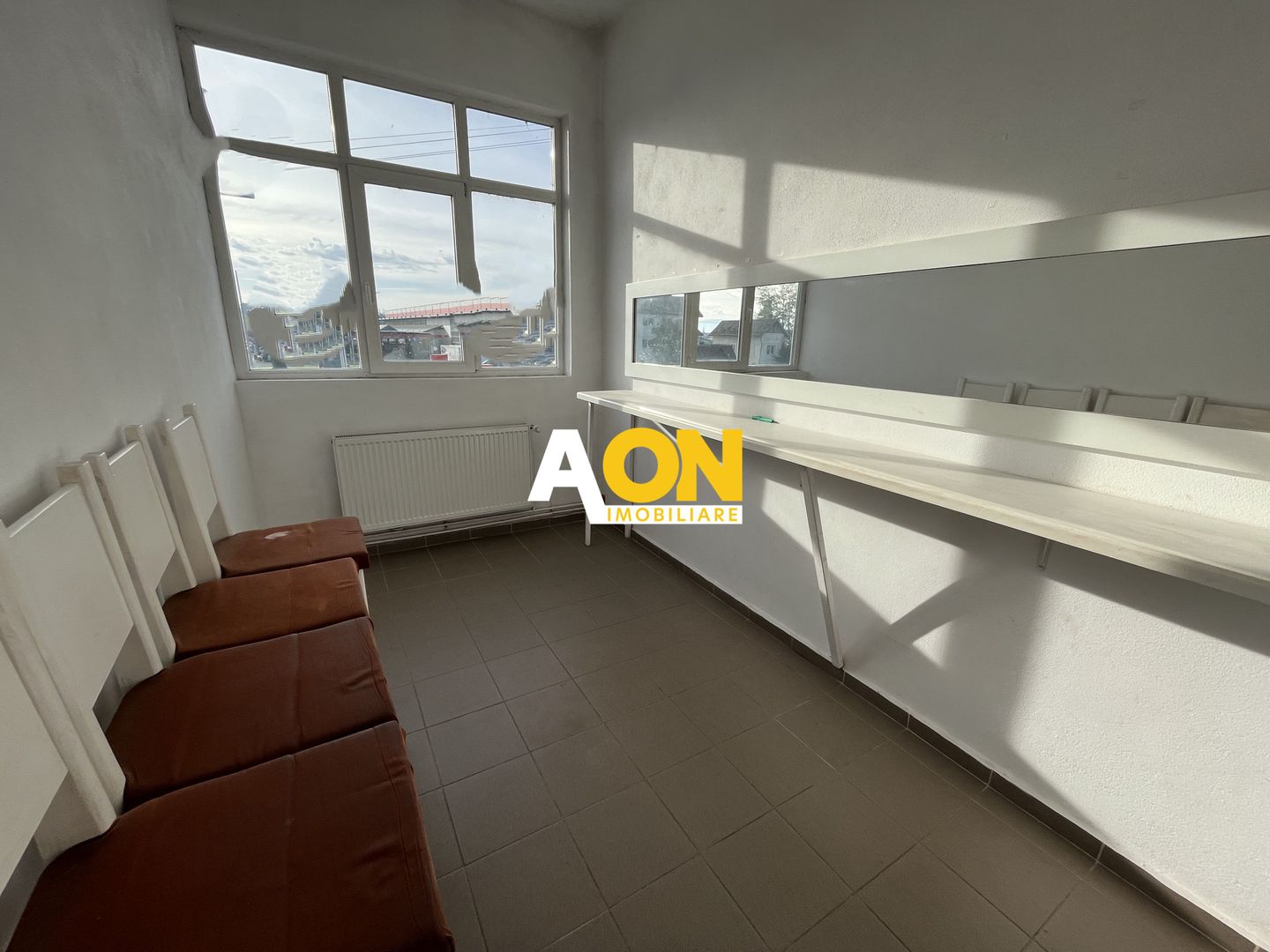 Spatii birouri, 3 Camere, Zona Dedeman - Poză 2