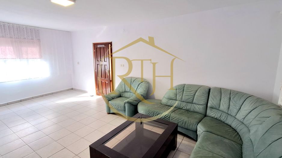 Oferim spre inchiriere casa spatioasa cu 2 camere, Zona Soarelui,cartier privat - Poză 6