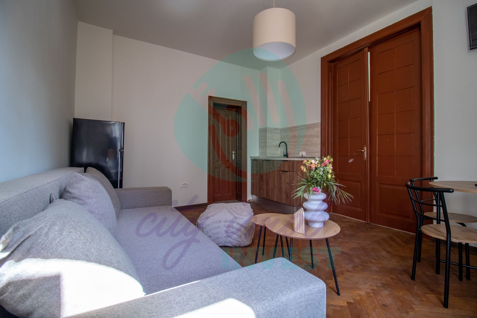 Vila interbelica AIRBNB "la cheie" - Poză 5