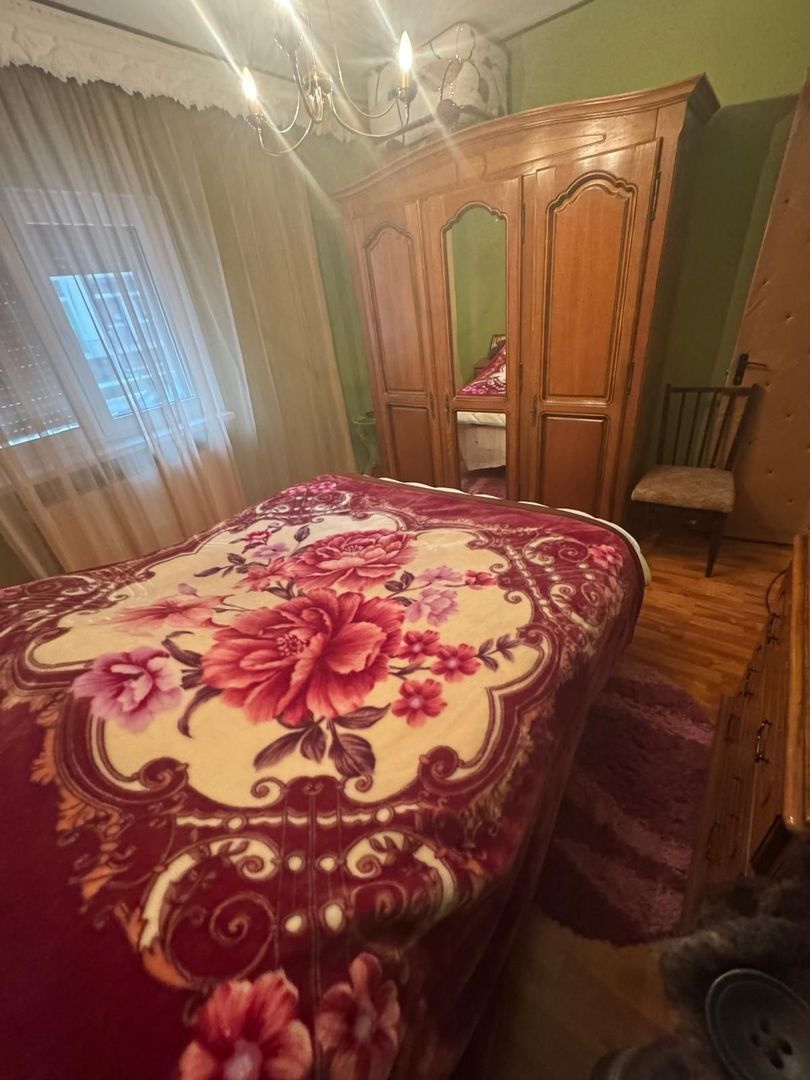 Apartament 4 camere de vânzare – zonă Școala 8 - Poză 8