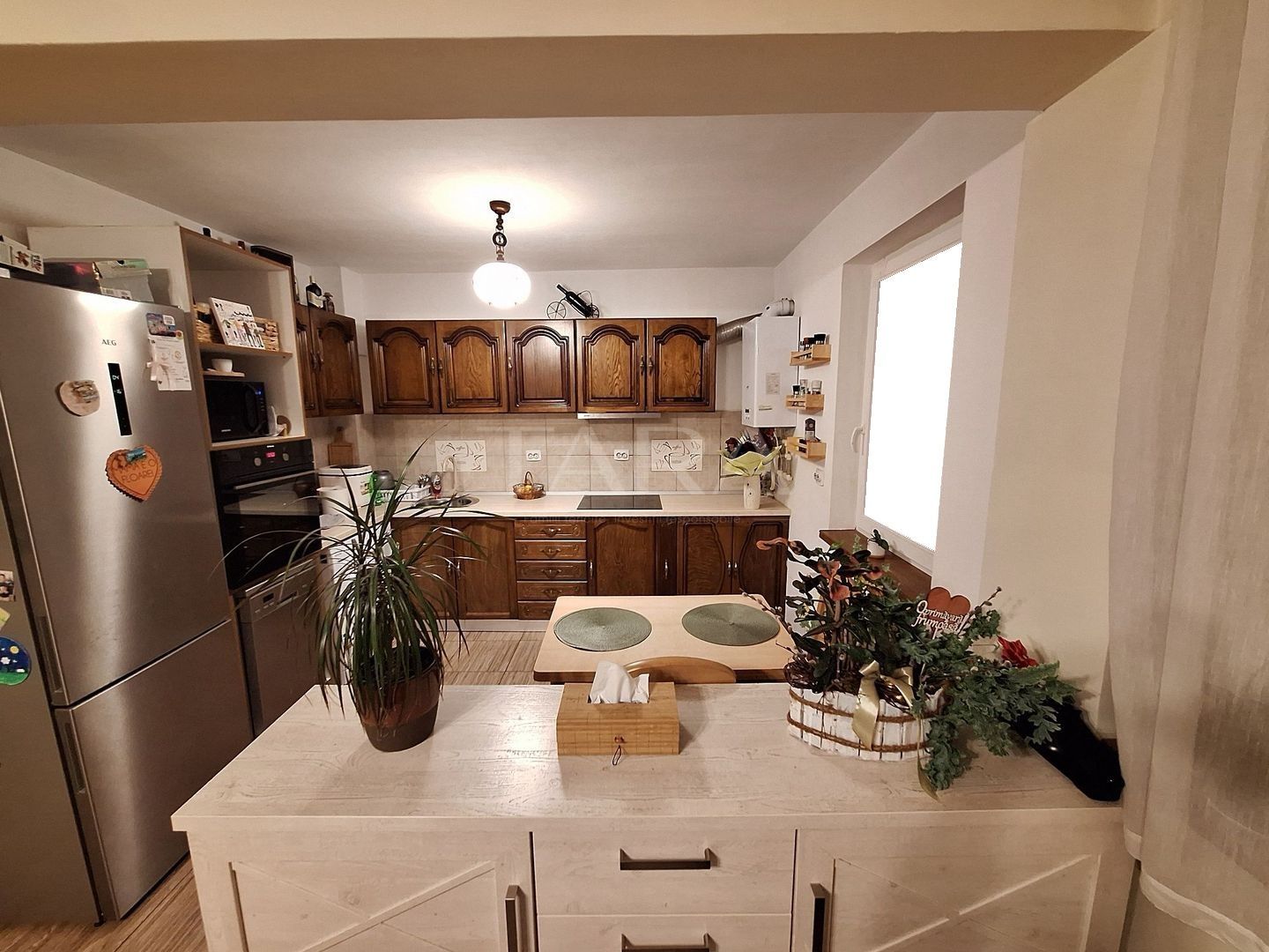 Apartament 3 camere, 67 mp, grădină privată 77 mp, parcare inclusă. - Poză 2