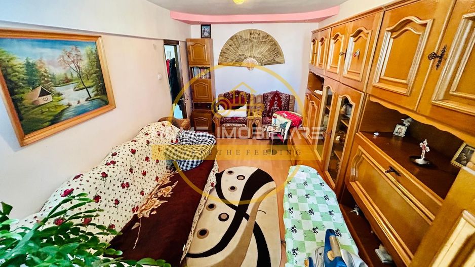 Etaj 3/Apartament 3 Camere Decomandat 70mp! - Poză 1