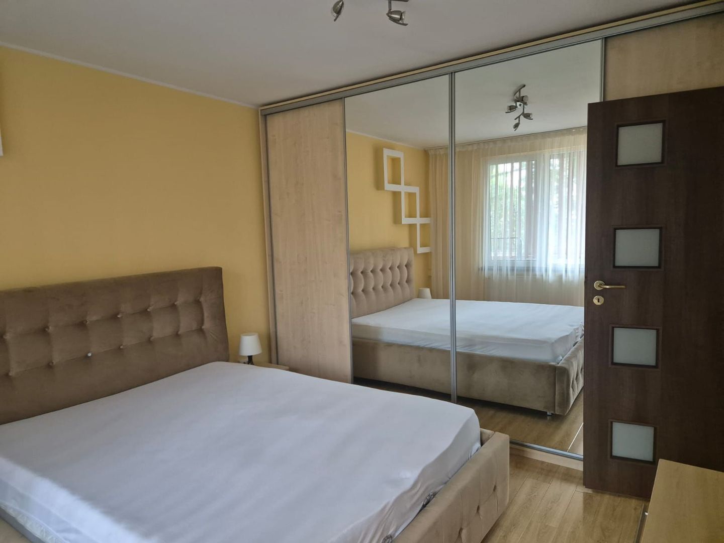 Apartament 3 camere modern, Drumul Taberei, aproape de metrou - Poză 2