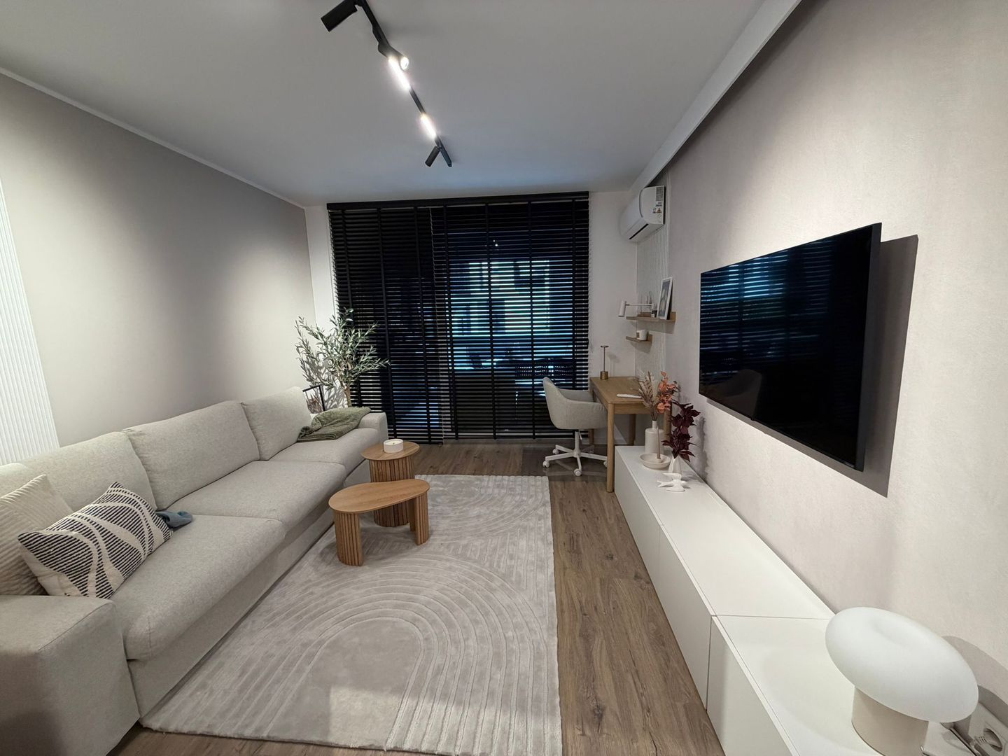 AP. 2 CAMERE ESTORIA, PRIMA INCHIRIERE, PARCARE, METROU, PET-FRIENDLY - Poză 2