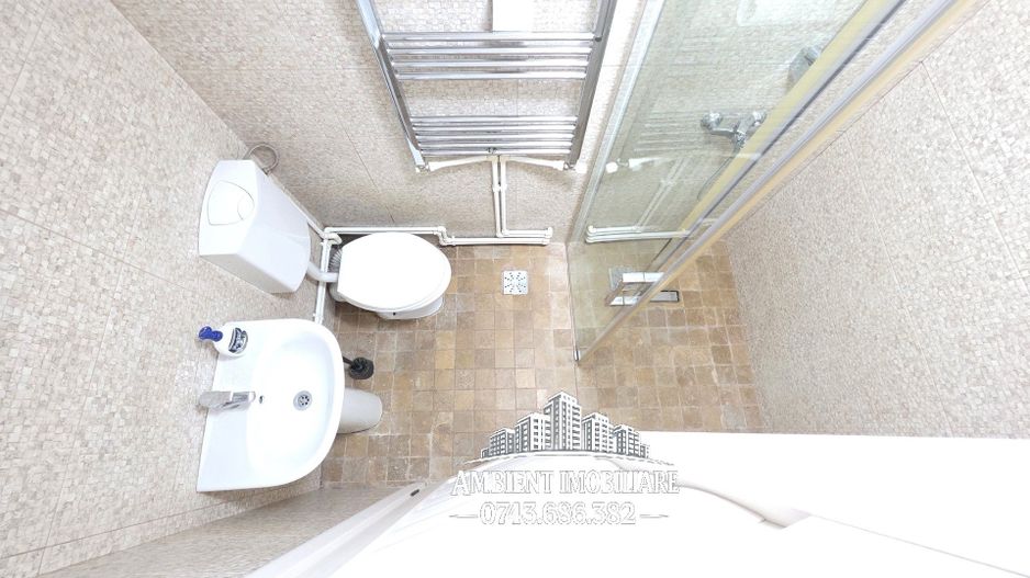 Garsonieră renovată tip open-space, etaj 2, VASLUI zona CONFECȚII; - Poză 8