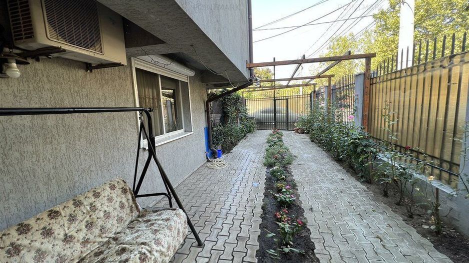 3 CAMERE Poligrafiei Jiului bloc 2006 - Poză 4