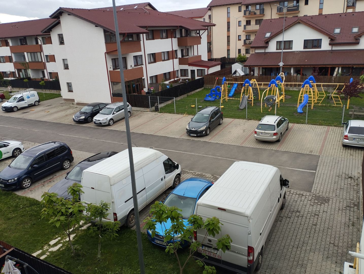 Sânpetru,  apartament nou spre închiriere. - Poză 3