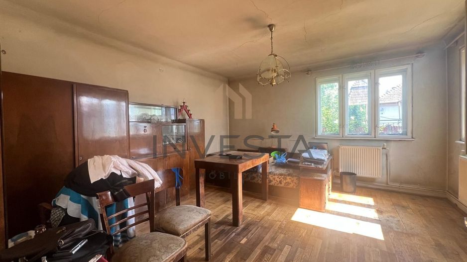 Casa indiviudala cu teren 500 mp amplasata la 200 m de  Iulus Mall! - Poză 1