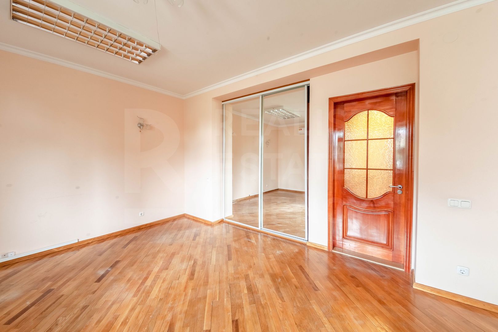 Chirie, oficiu, 365 mp, strada Nicolae Iorga, Centru - Poză 4