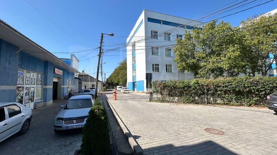 Vânzare, spațiu comercial, 287 mp, str. Independenței, Edineț - Poză 5