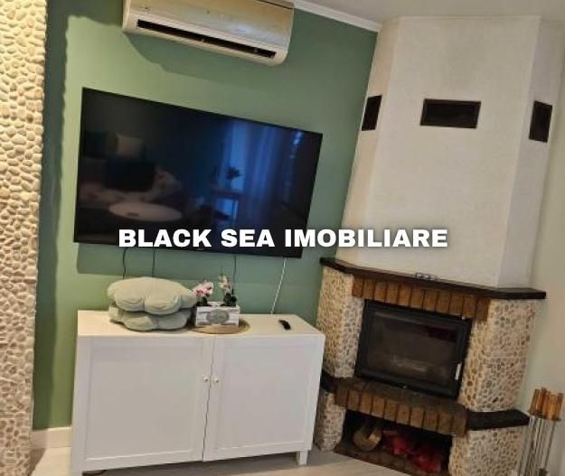 Vila P+1 de 3 camere, de inchiriat in Mamaia Nord - Termen Lung - Poză 2