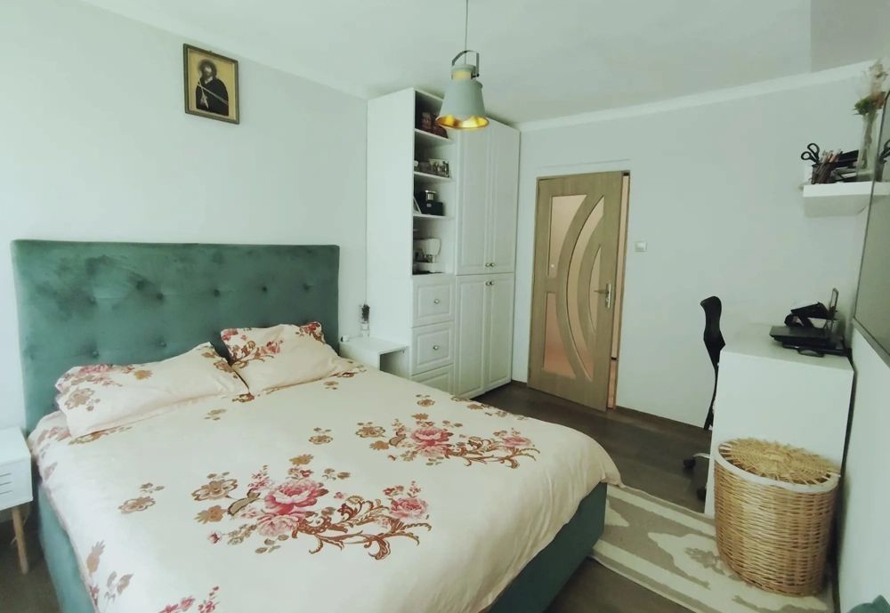 Torontalului | 3 camere | Decomandat |  Centrala proprie | Boxa in CF | Garaj - Poză 4