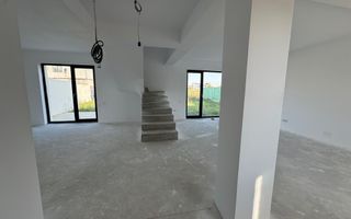 Vila Otopeni Odaile, curte GENEROASA 390m2 - Poză 5
