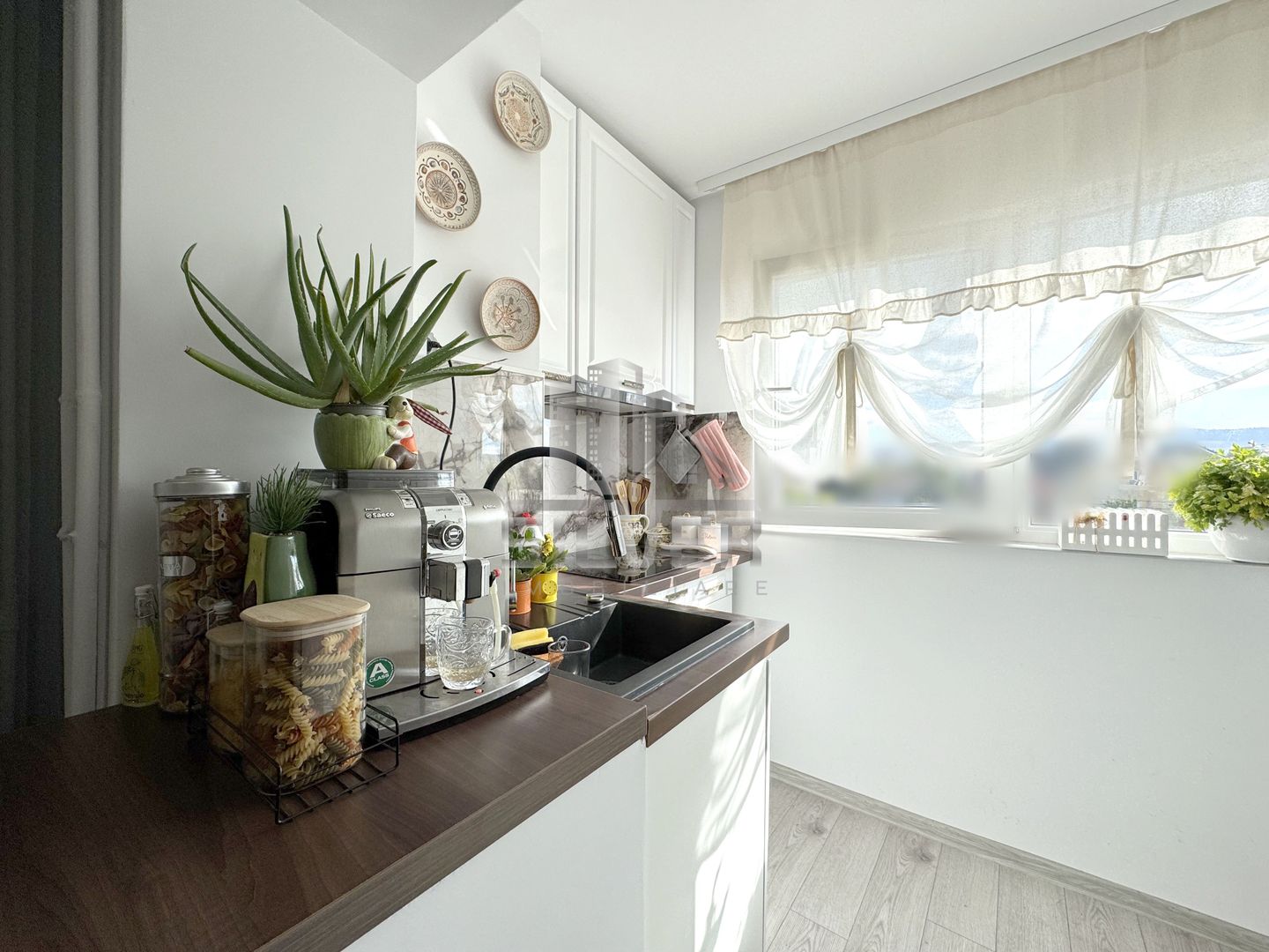 Apartament cu 2 camere la  cheie/62mp/GARAJ. - Poză 5