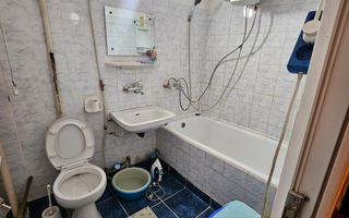 vand garsoniera zona Crihala, etaj 1 - Poză 5