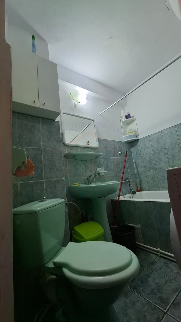 Apartament cu 2 camere de vanzare in CENTRU - Poză 12