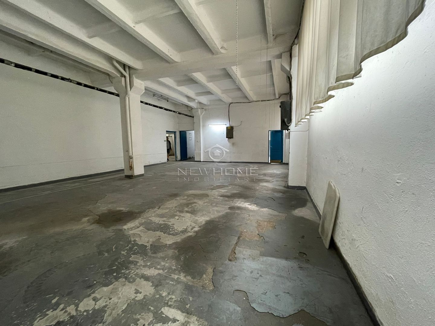 Spatiu depozitare 250 mp, in Piata 1 MAI zona Clujana - Poză 2