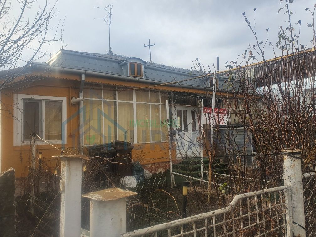 Vânzare casă tradițională, zona Copou, strada Șararie, Alexandru cel Bun - Poză 2