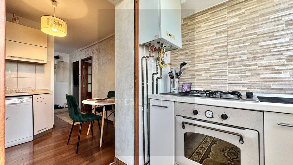 Spre Vânzare apartament cu 3 camere - 72 m.p - Nicolina, Iași - Poză 5