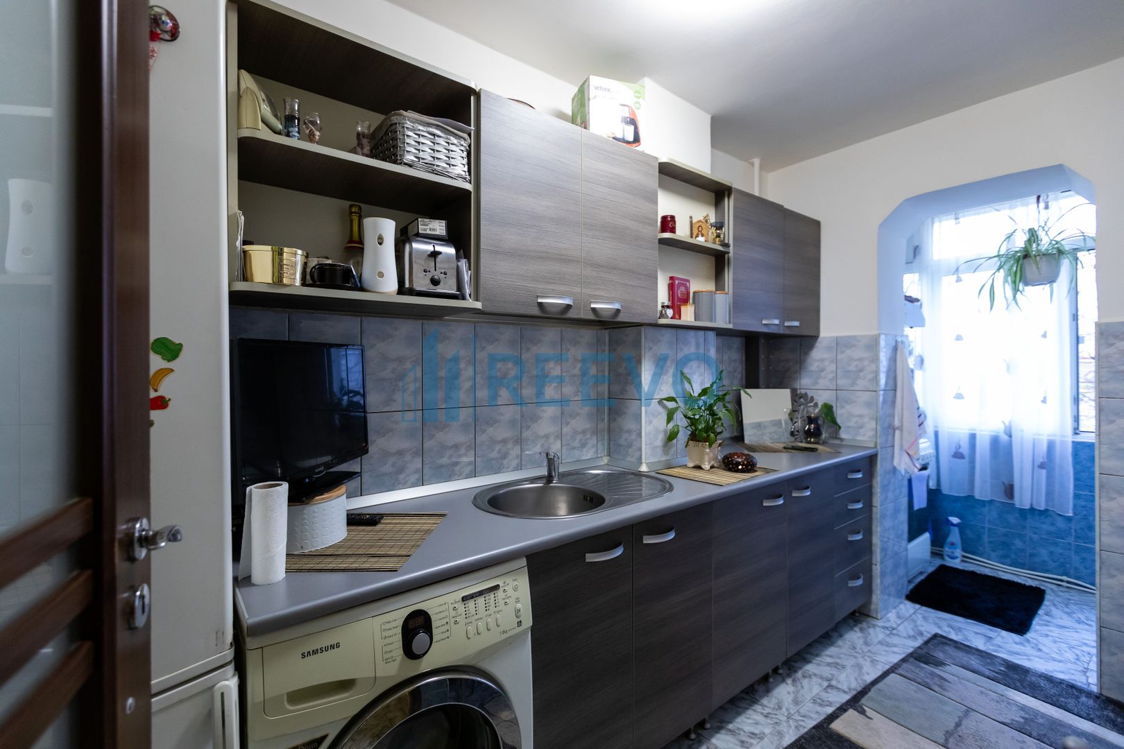 Apartament de vânzare etajul 3, str. Alecu Russo, Bacău - Poză 4