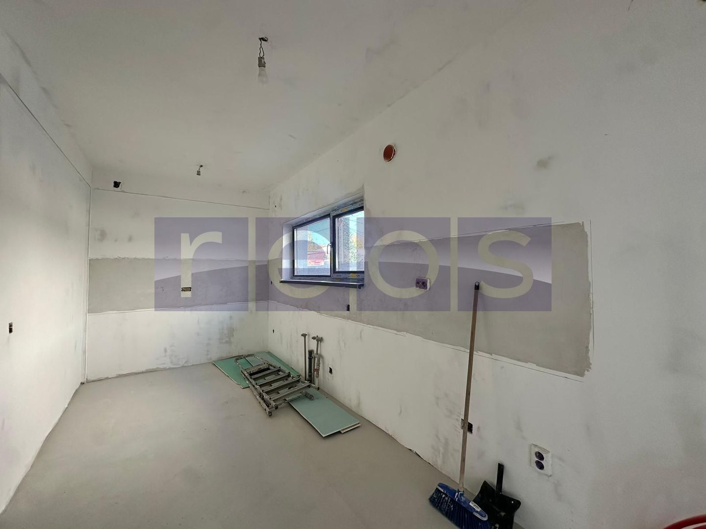 Vila 4 camere | Curte |  Zona Barbu Vacarescu  | Loc de parcare | - Poză 10