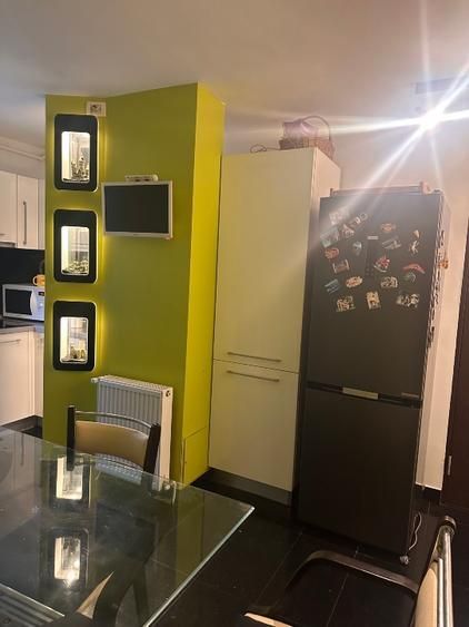 Apartament cu 3 camere, 2 băi, etaj 2, mobilat și utilat - Poză 5