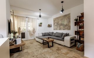 Casă de vânzare – Via Carmina, Vladimirescu -zonă rezidențială premium - Poză 4