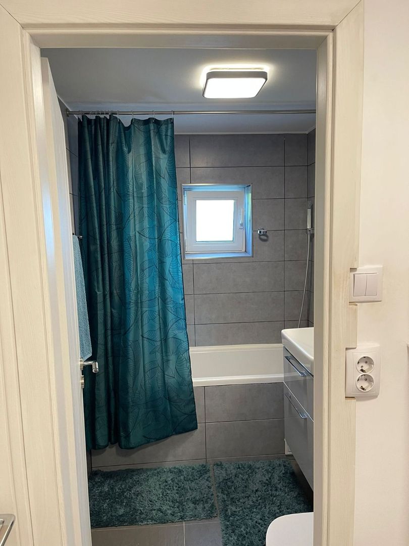 Apartament 2 camere zona Parc  Vacaresti/Oltenitei an 1986 - Poză 15