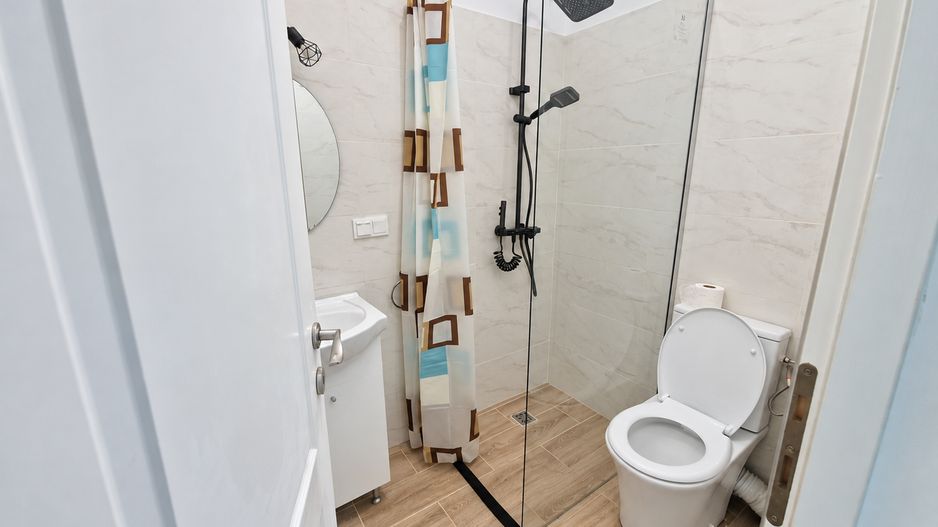 COMISION 0%Apartament 3 camere 74 mp , parcare Floresti str Sub Cetate - Poză 21