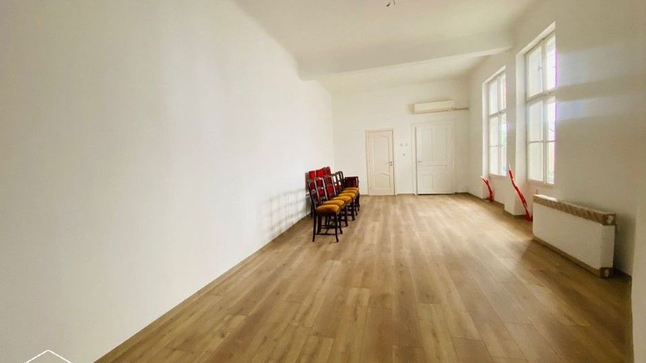 Bijuterie arhitecturală în inima Timișoarei – clădire monument istoric - Poză 5