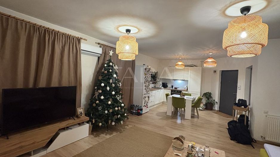 Apartament de vânzare în Floresti, Zona Cetății. - Poză 2