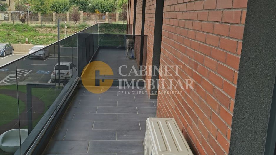 Închiriez apartament 1 cameră – Complex Freya, Bucium + loc de parcare - Poză 11