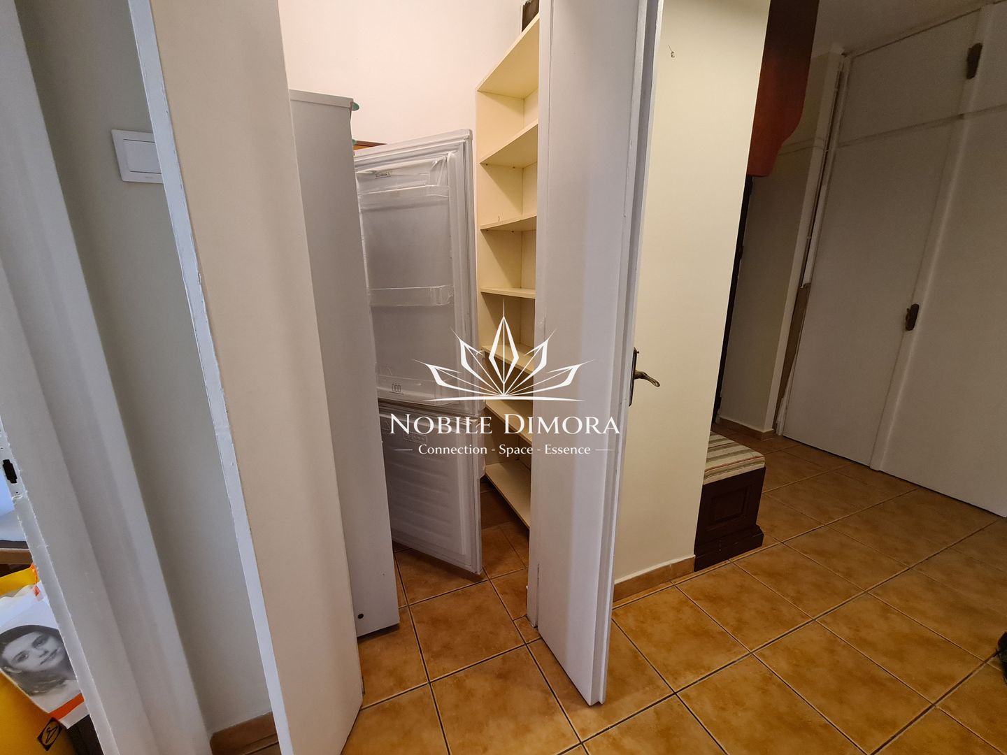 Apartament modern cu 2 camere - la 3 min. de facultatea de Medicina - Poză 10