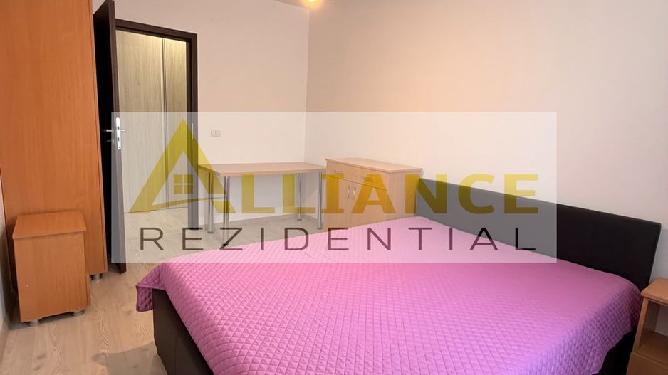 Apartament cu 3 camere de vânzare în Bucuresti - Poză 3