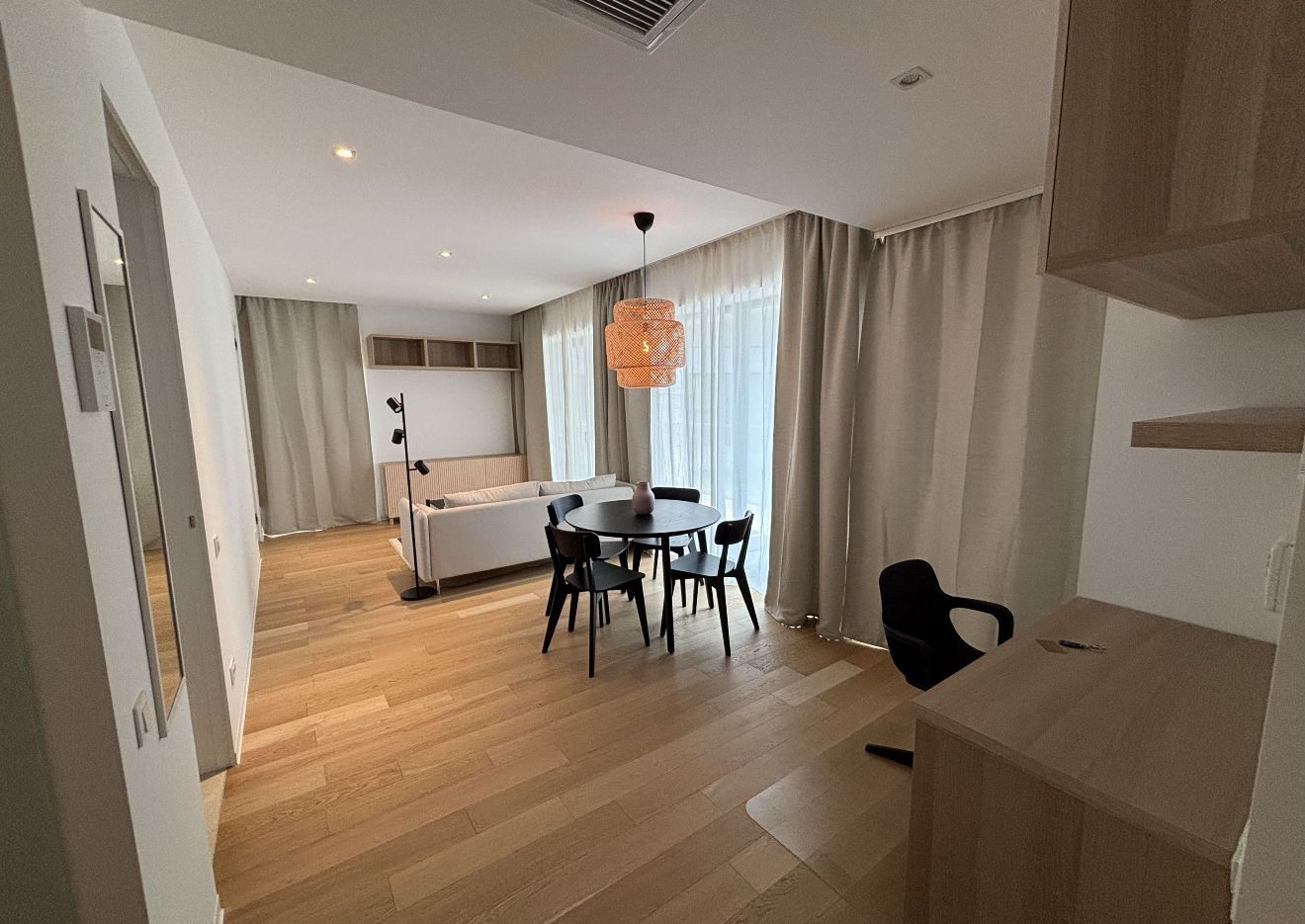 AP. 2 CAMERE ONE LAKE CLUB,SPA, SALA FITNESS,PISCINA,PAZA24/7,CENTRALA - Poză 6