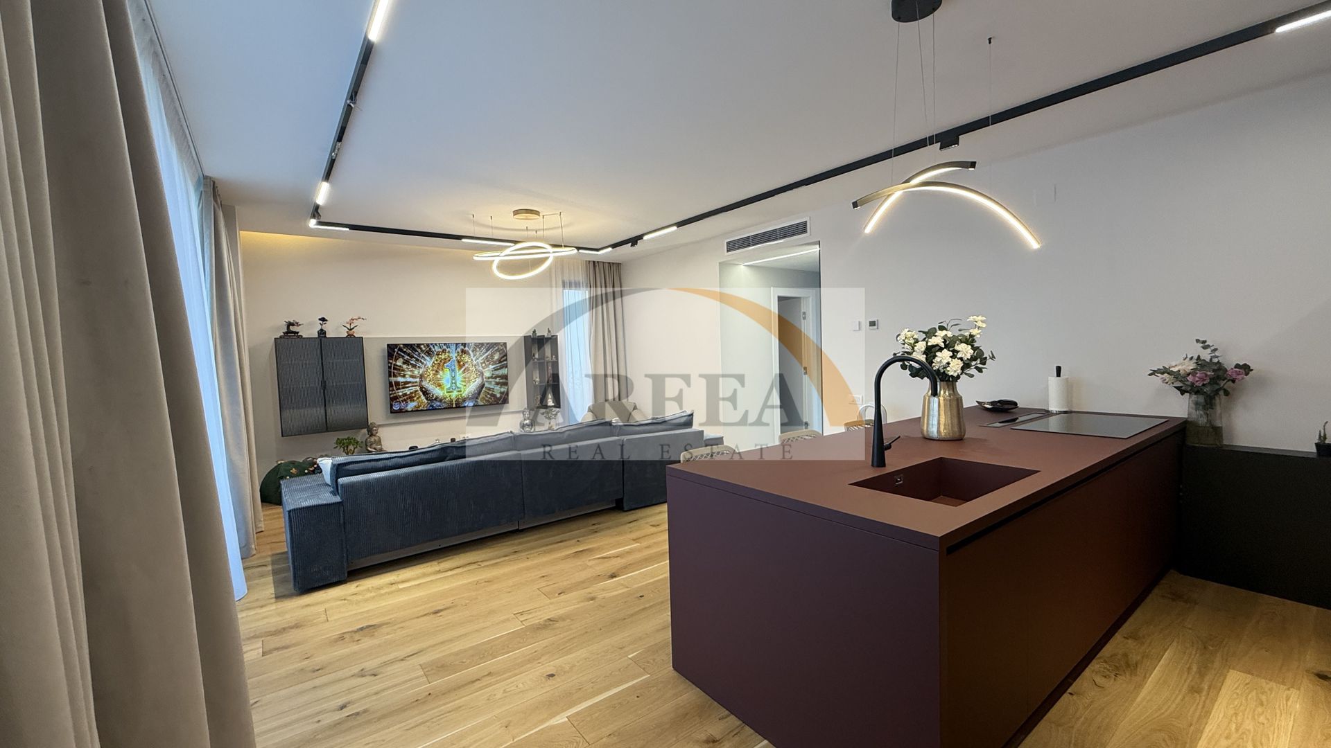 Vila 5 camere complex residential Tunari - Poză 3