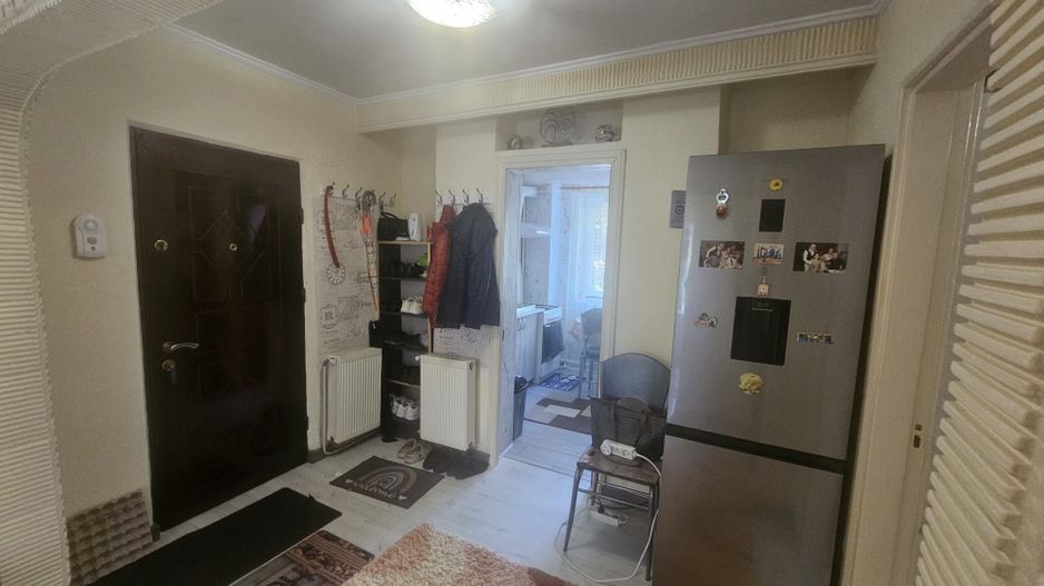 Apartament 4 camere, etaj 1 – Exercițiu, lângă Poștă - Poză 5