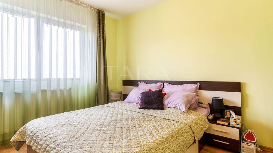 Apartament 2 camere, mobilat utilat complet, parcare inclusă. - Poză 6