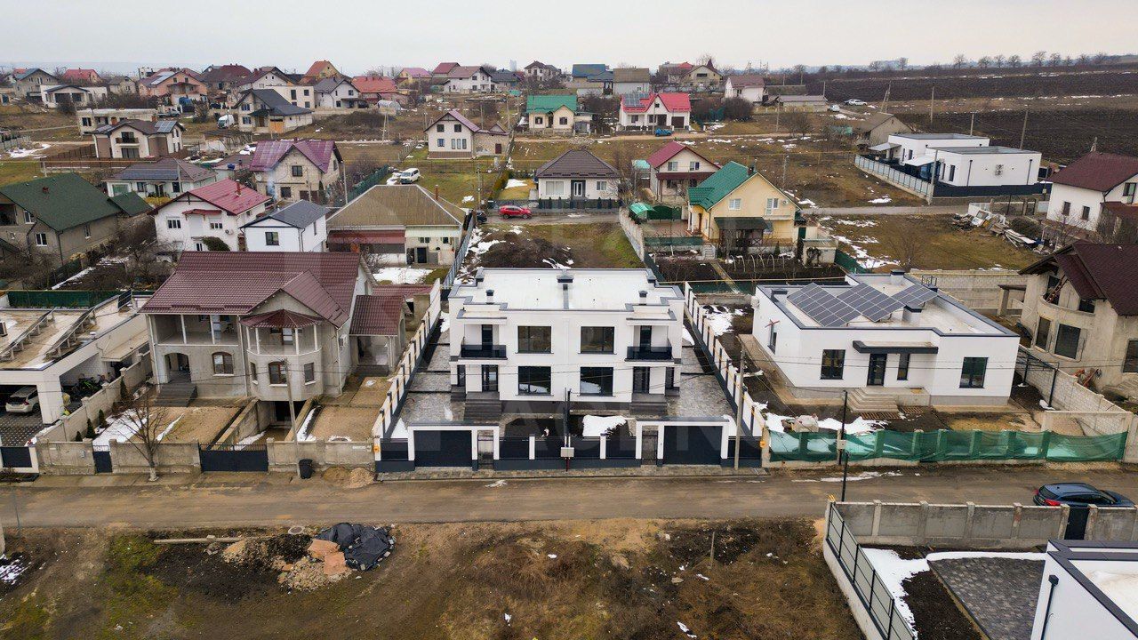 Vânzare, duplex, 3 nivele, str. Frasinilor, Ialoveni. - Poză 46