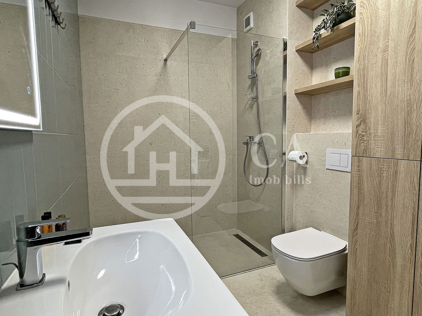 Aparament de inchiriat cu 3 camere Luceafarul , Oradea - Poză 8