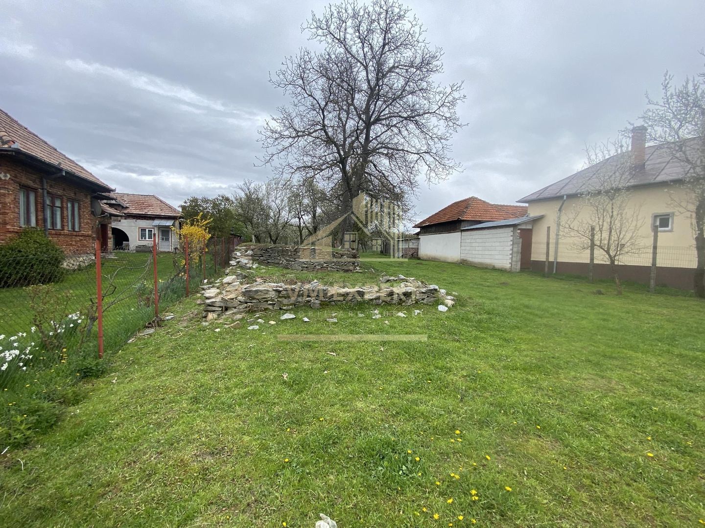TEREN INTRAVILAN 1278 MP, VALEA MARE PRAVAT, ARGES - Poză 2