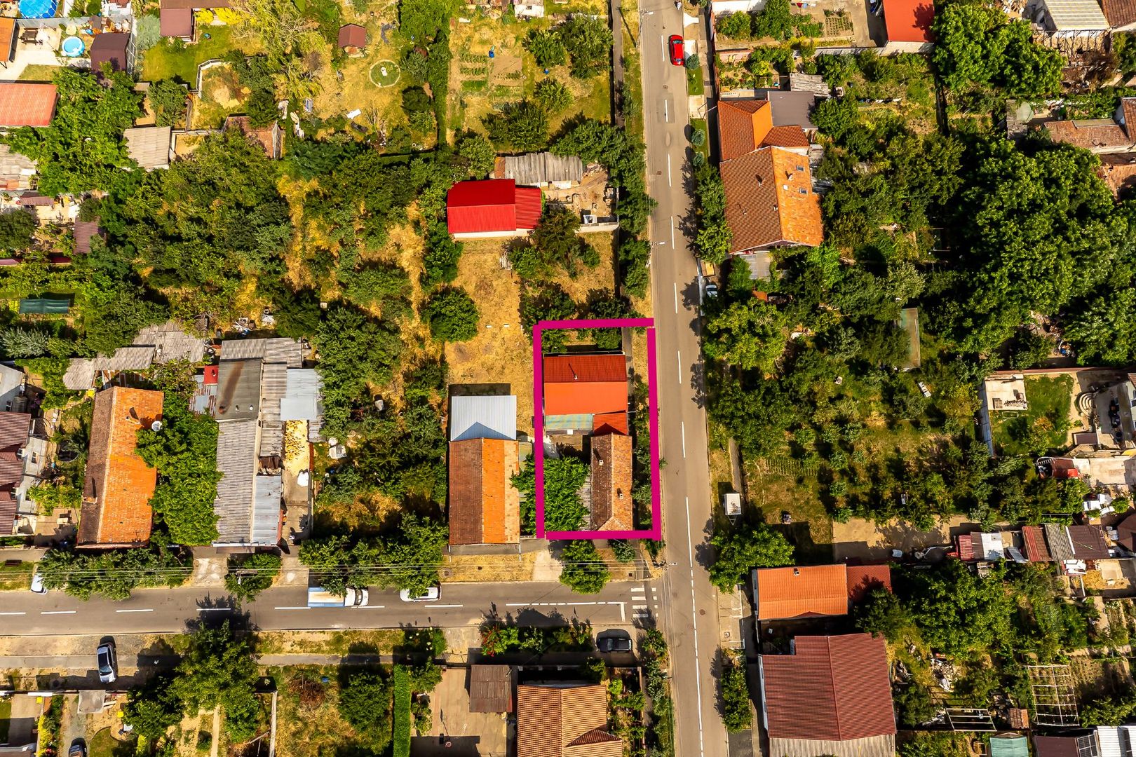 Rezervat Două case în aceeași curte cartier Bujac, 343 mp teren - Poză 2