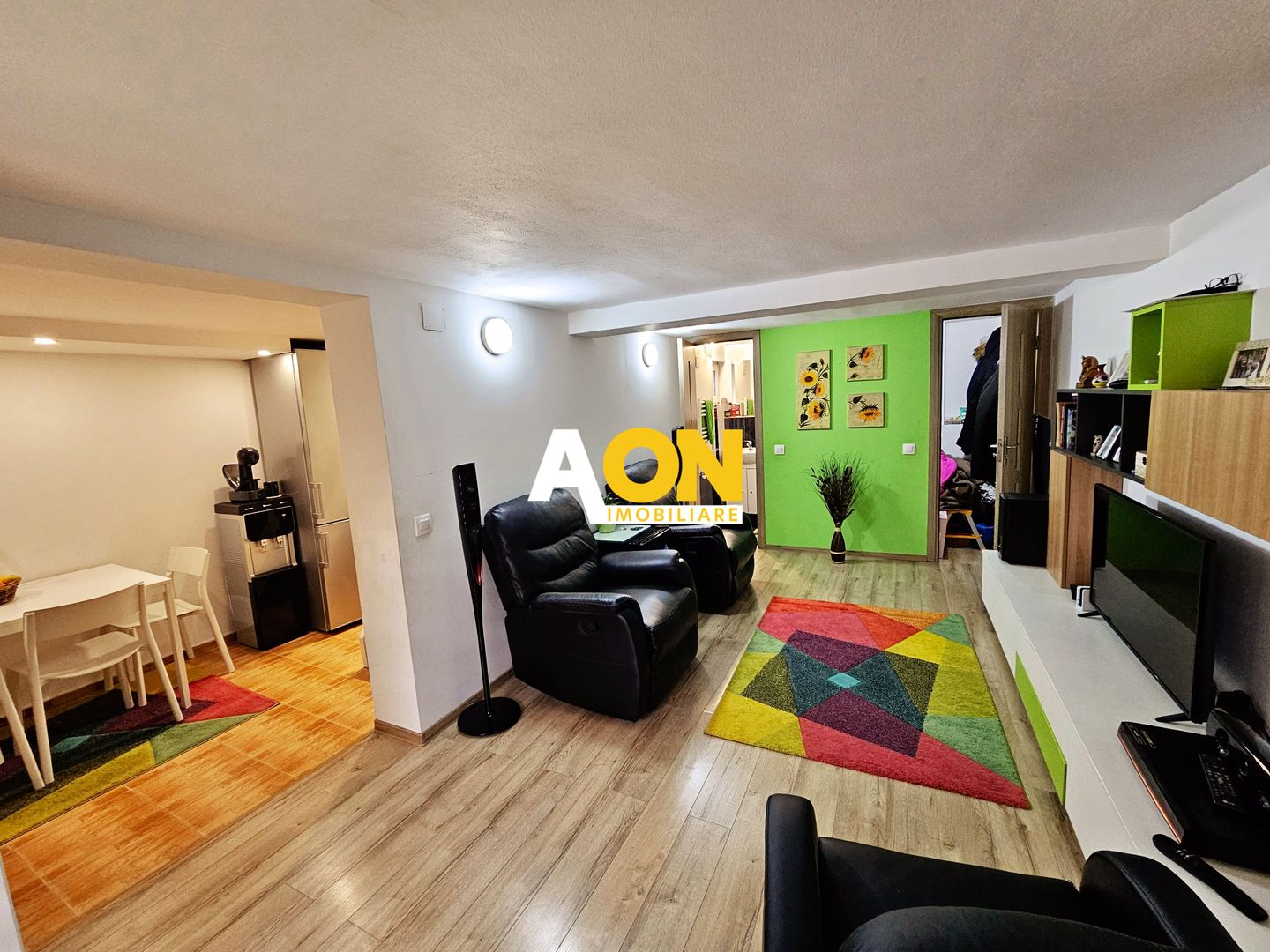 Apartament la vila, 3 camere, mobilat utilat, 80 mp + terase 40 mp - Poză 2