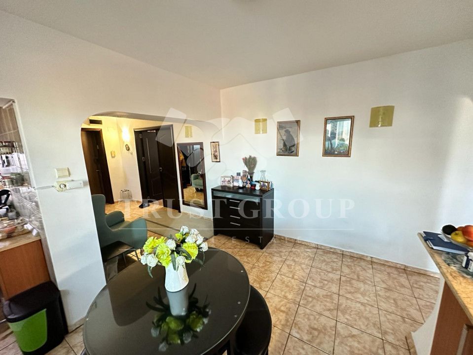 Apartament 4 camere Unirii | 1995 | decomandat | stradal | - Poză 9