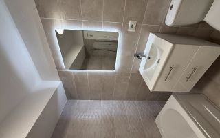 Garsoniera cu loc de parcare subteran inclus - mobilata complet - mutare imediata - Poză 4