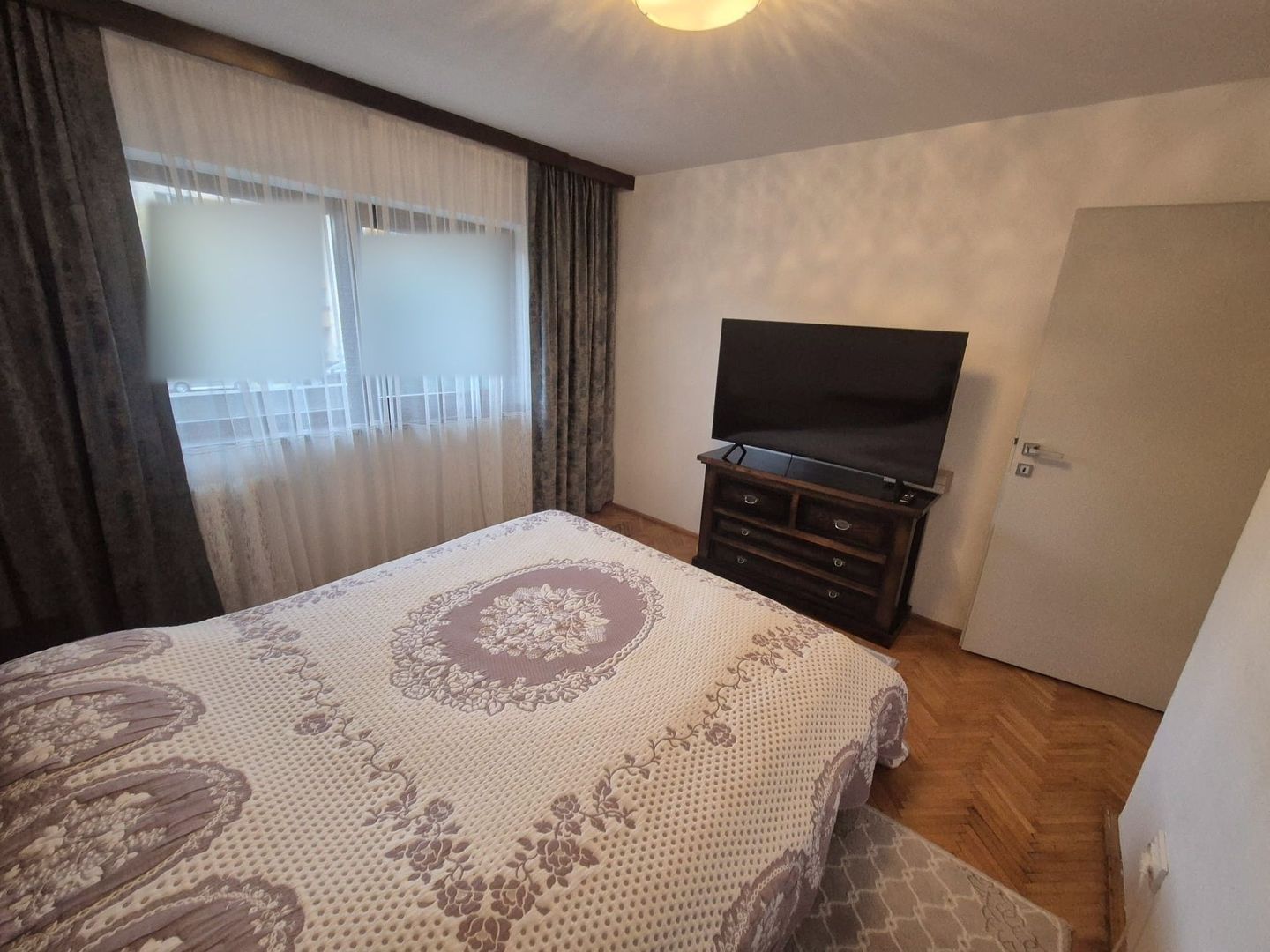 Apartament 3 camere, decomandat, et.1, Ampoi 3 - Poză 9