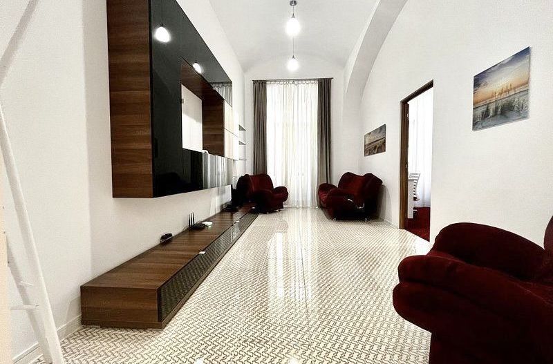 Un colț de istorie cu confort modern, zona Central- Piața Libertății - Poză 3