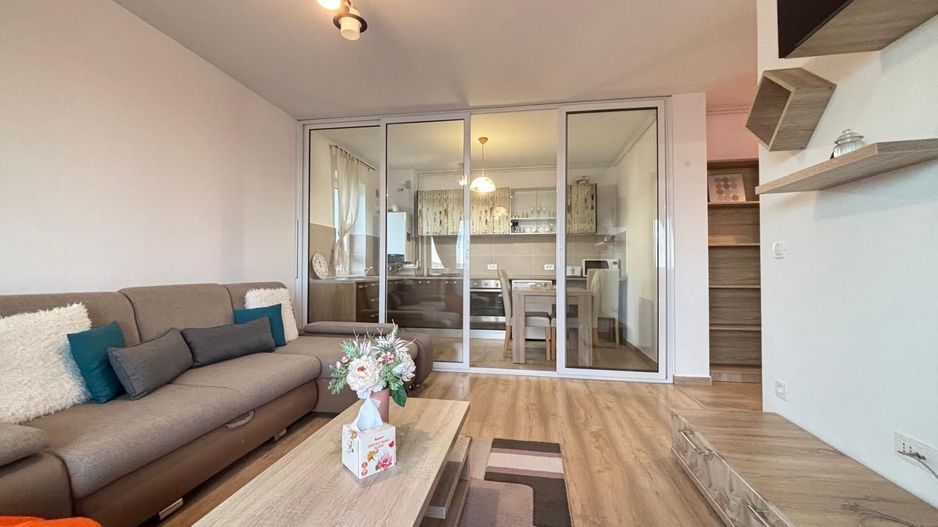 Studio | 2 locuri de parcare + boxă | Termen scurt disponibil | Coresi - Poză 2