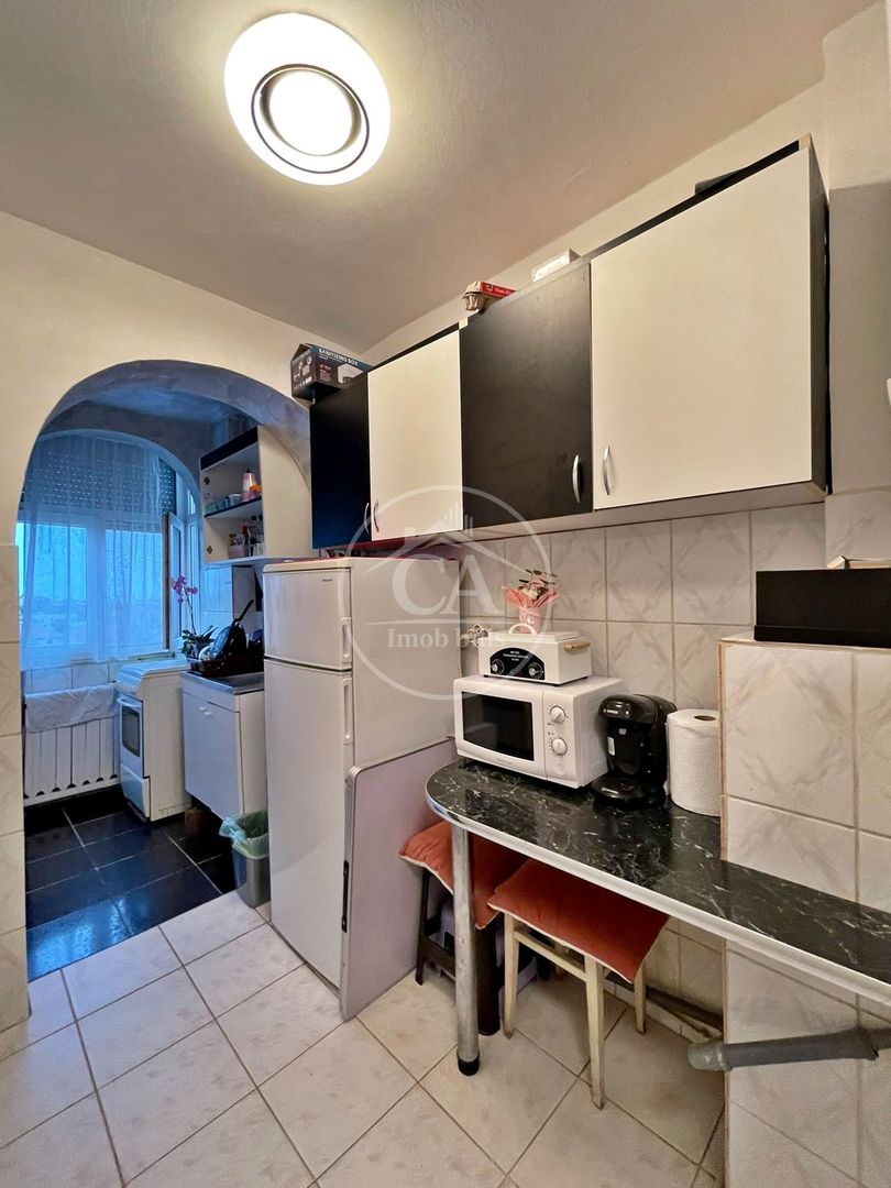 Apartament de vanzare cu 1 camera in zona Cantemir Oradea - Poză 6