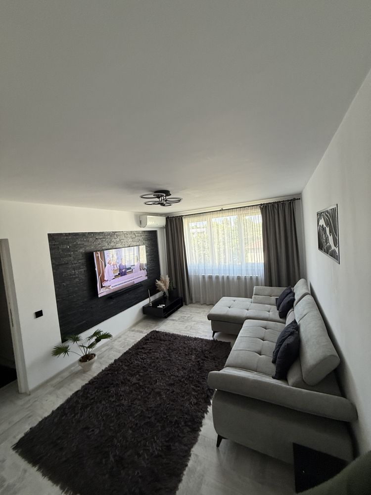 De vanzare Apartament 3 camere Drumul Taberei - Poză 4